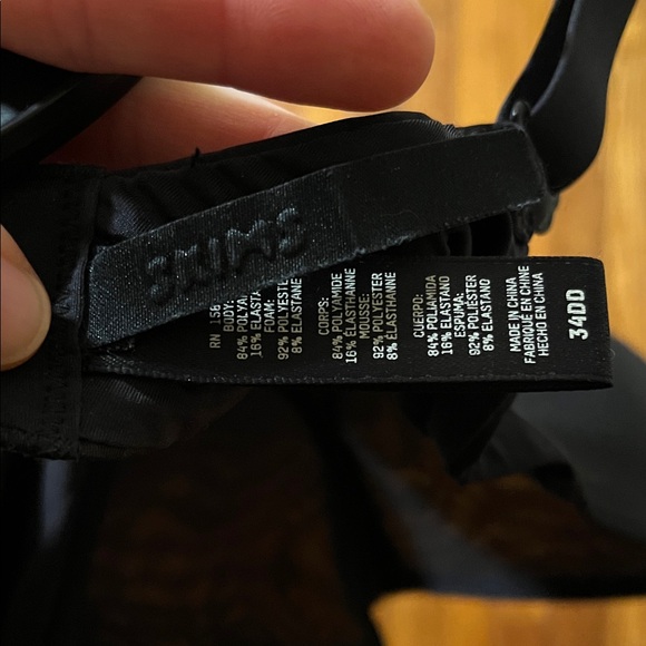 SKIMS Unlined Demi Black Bra - Picture 2 of 5